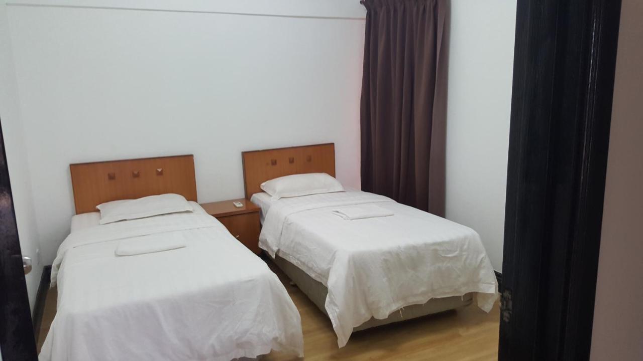Homestay Marina Court Resort Kota Kinabalu Zewnętrze zdjęcie