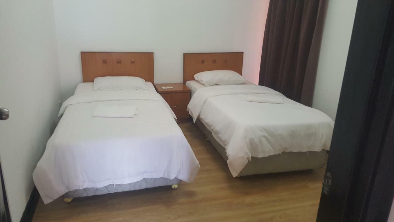 Homestay Marina Court Resort Kota Kinabalu Zewnętrze zdjęcie